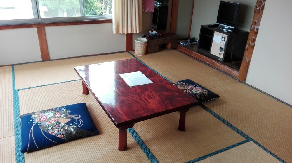 Akaishi Ryokan Fujikawaguchiko Zewnętrze zdjęcie